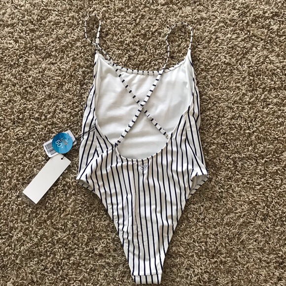 NWT Forever 21 Beach Babe swimsuit - Picture 2 of 5